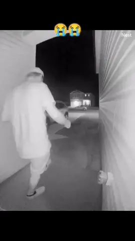 The sound of the bag losing air! 😂💀 #hard #fall #funny #laugh #doorbell #camera #lgbtqcommunity #lgbtqpride 