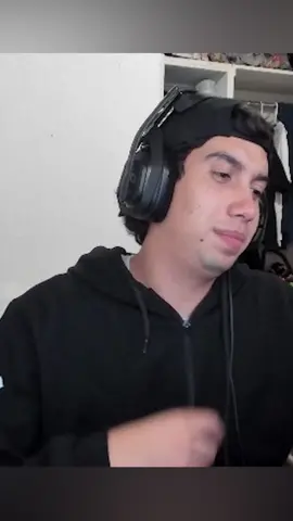 Mich se le declara a abraham #twitch #streamer #elabrahaham #clipsdetwitch #michtaquito 