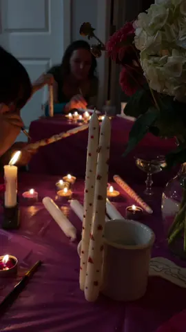 Candle painting night 🤍 🕯️ #fyp #candlepainting #DIY #girlsnight 