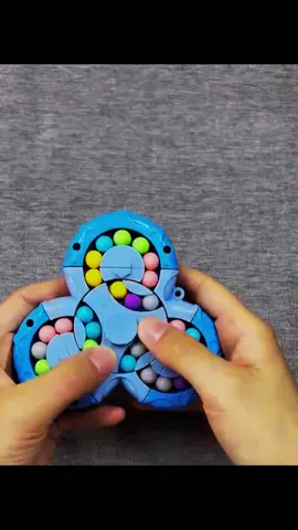 Puzzle decompression, hands and brains, six-sided ball magic beans, have you learned? # Educational Toys # Hands-on Brains # Hexagon Ball Rubik's Cube
