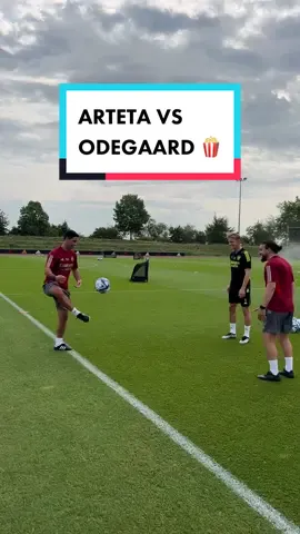 Arteta v Odegaard 🍿 #Arsenal #Football #Soccer #Challenge #Germany #Training 