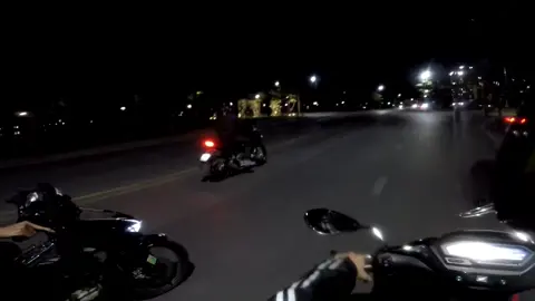 Tour đêm là cái gì đó đem lại rất nhiều sự phấn khích phải k ae☺️☺️🍀🍀🍀🐆🐆🐆🐆#quaydaulientinhteam✈️ #rs150malaysia_official #tourring_24h #74quangtri #winnerv3 #quaydaulientinh✈️#xuhuong #quangtri_hue_danang 