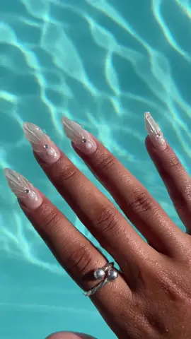 i love nail days <3 
