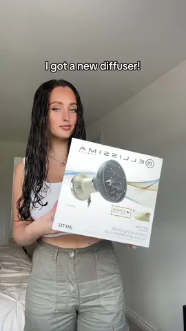 My hair has never dried so quickly and so easily - my curls are in the best hands possible with the Bellissima Diffon Supreme. With multiple different temperatures and speed settings, its so easy to find a drying routine that specifically fits you! Which is why im so excited to now be a Bellissima ambassador. You can use LOREN15 for 15% off your own Diffon Supreme   #youarebellissima @Bellissima UK #AD 
