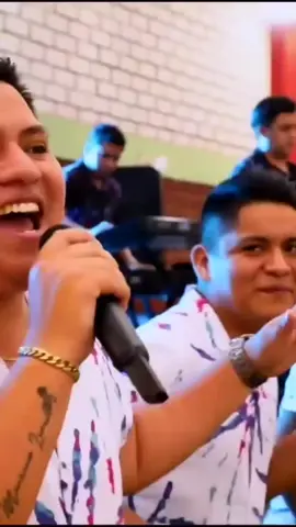 #lizgaray #yaudez #sondelduke #mixlosientosondelduke #fypシ゚viral #fypシ゚viral #100k #peru🇵🇪 #cumbiaperuana #yaudez 