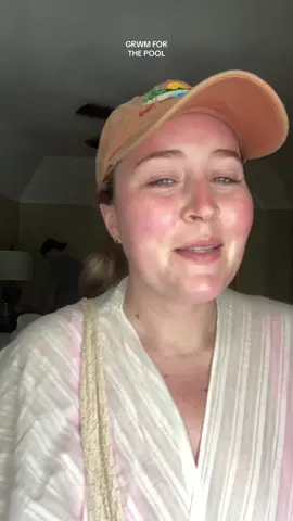 HAPPY WEDNESDAY BEAUTIFUL HUMANS! GRWM FOR THE POOL🏊‍♀️🏖️🥰 #grwm #grwmhoneymoon #grwmforthepool #poolday #sunburnt #relatable #Lifestyle #sunscreen #mid20s #trending #viral 