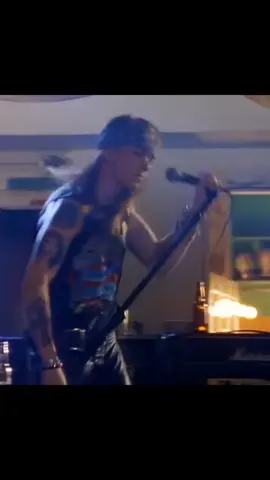 Where do we go? #gunsnrose #axlrose #rock #slash #sweetchildofmine 