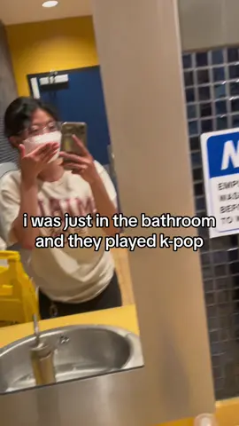 it just threw me off guard bc this wasnt even like a korean place like whos on aux u passed the vibe check fr #twice #jihyo #kpopinpublic