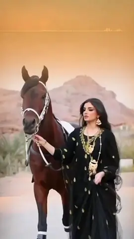 شعر وش مزعل عيون العنود المكاحيل اللي تحت رمشه ضلال ومقلية  #شعر#شعر_غزل# ❤️💚