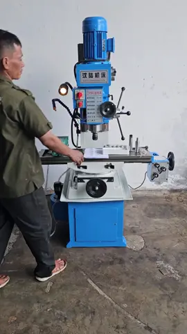 Mesin Milling Drilling Bor Frais Vertical Swivel Meja Berputar ZX50C ZX50C Milling and Drilling Machine With Swivel Table Product Name : ZX50C Milling and Drilling Machine With Swivel Table Model. : ZX50C Type. : Worktable Milling Machine Object. : Tool Structure. : Desktop Milling Cutter Type : Vertical Milling Cutter Controlling Mode : Artificial Automatic Grade. : Manual Precision. : Normal Precision Certification : GS, CE, ISO 9001 Condition. : New Table Size. : 900 x 240mm Drilling Capasity. : 50mm Voltage. : 1.5 Kw Table Travel. : 600*230*380mm Spesification Max. Drilling Diameter. : 50mm Max. End Milling Capacity. : 100mm Max. Face Milling Capacity. : 25mm Spinde Taper. : MT4 / ISO 30 Spindle Speed Range. : ( 8 step ) 115 - 1750 Rpm Spindle Travel. : 120mm Max. Distance From Spindle Nose to Worktable 380mm Table Size : 900 x 240mm Table Travel. : 600 x 230 x 380mm Main Motor Power. : 1.5 Kw N.W / G.W. : 500Kg  Hna machinery  Standar Accessories - Drill Chuck and Arbor - Reduction Sleeve - Machine Vise 160mm - Spindle Arbor - Wrenches and ToolsBoring Machine T806 A ( Mesin Kolter Korter Cylinder Boring )  - Max. Boring Diameter = 80 mm - Max. Boring Depth : 180 mm - Spindle Speed : 486 r/min - Voltage : 220 v - Power Motor : 0.25 Kw - Speed : 1440 r