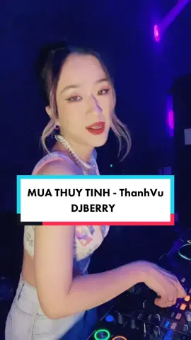 Nhạc cổ vẫn là chân ái - nghe hạt mưa rơi xuống trong lòng nhói đau 🥰🥰 #djberry #newmdmclub #xuhuong #fypシ #fyp #trending #viral #nhachaymoingay #nhạctiktokremix #muathuytinhremix 