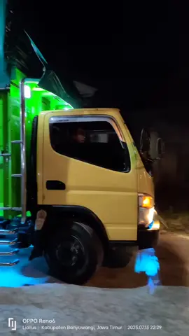 #pendowopedasbersatu🙏 #shellatrans #cahayaputra42 #karuniajayafaiqputri #bungacabebanyuwangi #firaltiktok🔥 #tiktokbanyuwangi #pejuangmalam🚛 #rawitpecutan #pesonatrukindonesia #cantiknya_pendowo_pedas_bersatu 