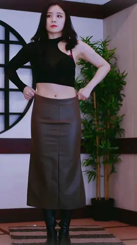 Leather LOOKBOOK P4