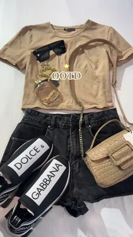 OOTD🤎! #parati #brown #OOTD #outfitideas #outfitoftheday #dolcegabbana #zara #zaraoutfit #outfitinspo #outfit #buchifresa #ideasdeoutfits #viral 