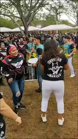 #coyotesmc día con la banduki🥳😚