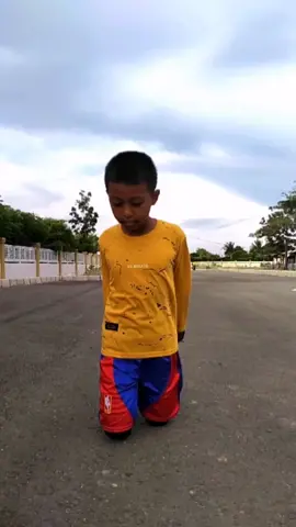 How to Walk on Knees at the Best Time of Day #tiktok #viral
