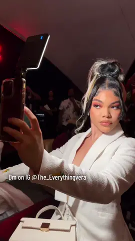 Clip on Mobile Led light is selling for 25,000 naira only! ❤️  Send in a dm on instagram @the_everythingvera to order. Or whatsapp me : 09072503527  _ It’s extremely bright and it’s portable.  #fyp #the_everythingvera #ledlightvendorinlagos #influencer #contentcreator #contentcreatorlight #nightlifelight #viral 