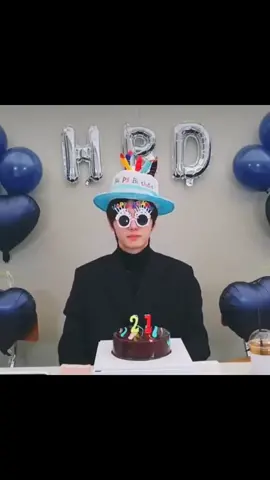 happy birthday to you.... TW: SUPER SCARY😧#enhypen #kpop #fyp #fypp #sunghoon #scary#joke @enhypen 