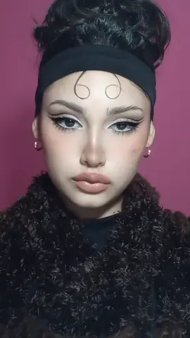 <<IG:@ludmi.catalan>> hablemos del tutorial que se viene mañanaa👀 por otro lado este finde semana se viene un contenido de lpm a Instagram lleno de eventos, vayan a ver todo a mi ig👀💣 #alexademie #alexademieedit #alexademiemakeup #alexademievideo #alexademiemakeup🤩 #femmefatale #argentina🇦🇷 #eyelinerchallenge #makeuptutorial #doubleeyeliner #eventos #euphoriamakeup #latinamami 