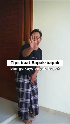 Tips Styling Outfit buat Bapak-bapak biar Tampilannya nggak kaya Bapak-bapak 🙌 #fypシ #viral #fyp #frjames #frjamesoutfit #bapakbapak #bapak2 #tips #tutorial #stylingoutfit