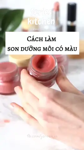 Bạn đang có vài thỏi son cũ, đừng vội vứt đi nhé #KitchenHacks  #handmadewithlove  #phongbep  #tulam  #tunhien  #antoan  #homemadefood  #organicfood  #safefood #organic #vegan #vegetarian #glutenfree #paleo #wholefoods #cleanliving #mindfuleating #healthyeating #mealprep #nutritiontips #fitfood #foodphotography #Foodie #cookingtips #recipeideas #jarose #jarosevietnam #jaroseteam #xoavettham #fyp 