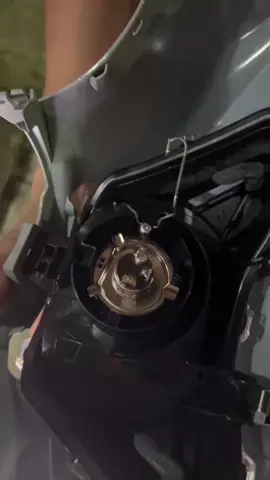 ไฟหน้ามอเตอร์ไซค์ รถยนต์ ขั้วH4 3ขา ว่างมาก #วัยรุ่นอินโด🇮🇩 #ระบบไฟวัยรุ่น #เปิดการมองเห็น #อย่าปิดกั้นการมองเห็น 