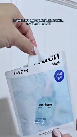 A sheet mask a day keeps your skin glowing! ✨️  Highly recommended to try to Torriden Dive In sheet mask for dry or dehydrated skin. For oily or acne-prone skin, try the Balanceful Mask to clear and soothe your skin.💚 @ksfbeauty.sg @wahkaoshop #kbeauty #torriden #torridendivein #sheetmask #koreansheetmask #dryskin #dehydratedskin  #oilyskin #acneproneskin  #wahkaomcn #tiktokfinds #tiktokshopsg #tiktoksg 