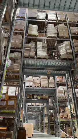 #lavoro #magazin #carrellista#fypシ #italy #marocaine🇲🇦 #fyp #foryou #magazintiktok #lavorodisquadra #logisticsmanagement 