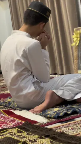 Siapa yg maw buwat imam bulih nah 555#โต๊ะปาเกร์น้อย #โต๊ะปาเกรพงยาวี #ปอเนาะพงยาวี #เด็กฮาฟิส @M - F A T I H 🇸🇾 🎧. 