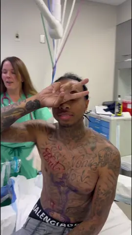 Project sleeping fot TYGA soon the final video #art #tattoo #tattoos #tyga #luxury #ink #anestesia #losangeles #nopain 