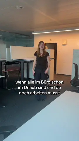 Ich möchte auch in den Urlaub 😵‍💫 #fyp #foryou #loginberufsbildung #lehre #lehrstelle #ferien #sommer 