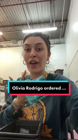 @Olivia Rodrigo this you?🧛‍♀️ #oliviarodrigo #celebrity #oliviarodrigosour #fyp #foryou 