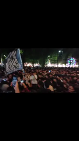 gaboleh masuk,yaudah asik di parkiran aja #jkt48 #jkt48summertour #jkt48summertoursolo  #wota #jkt48edit 