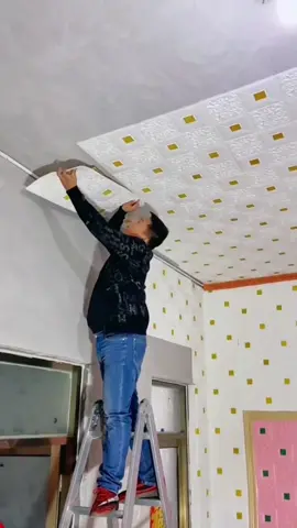 Mỏi cổ chưa 😅#xốp_dán_tường #xốp_dán_tường_3d #xốpdántườnggiảgạch #xốp_dán_tường_hoạt_hình #xốpdántường3d #xốp5k #xốp4k #xu_hướng #xopdantuongcuonglinh96 