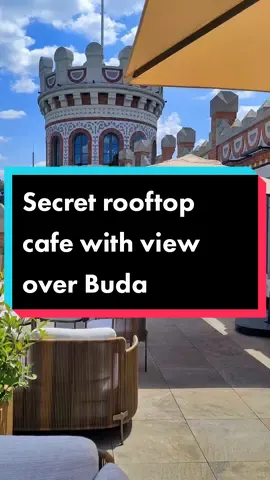 One of my most favourite rooftop places in Budapest from now on 🥰 #rooftopbudapest #budapest #budapestplaces #budapestcoffee #penzmuzeum #moneymuseum #budapestguide #budapestmustdo 