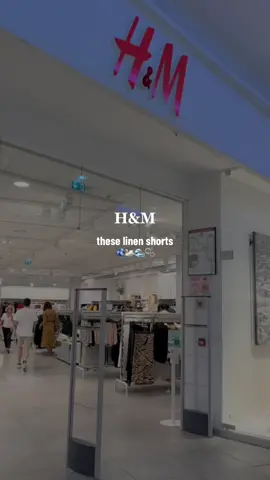 h&m shorts 🫐🌊🫧 ||  #tryon #OOTD #grwm #hm #HM #hmootd #hmoutfit #hmoutfits #hmshorts #hmlinenpants #hmlinenshorts #hmhaul #hmhaul2023 #shortenlin #lin #linen 