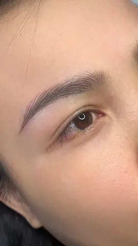 Kh Nha Trang muốn có lông mày tự nhiên như này ghé e nhé. Chỉ có thể là sợi siêu thực hairstroke mới đẹp tự nhiên như lông mày thật thế nàyyyyyy Cảm ơn kh iu đã tin tưởng e ạ 🥰 #phunxamnhatrang #hairstrokes #sợihairstrokes #theusoilongmay #longmayphongthuy #dieukhacchanmay #nhatrang #viralvideo #xuhuongtiktok 
