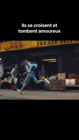 Ils se croisent et tombent amoureux #amour #histoire #prtt #serie @
