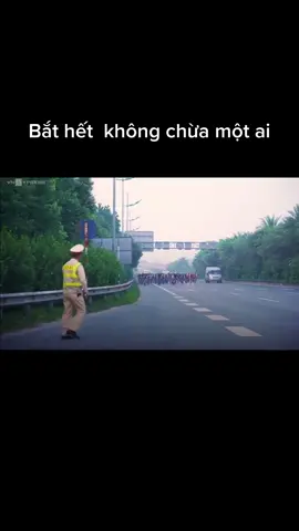 M.n Mua Đồ Ủng Hộ Em Nha 🥰  Đang Sale 🍀 Bấm Vào Giỏ Hàng Mua Nha Mọi Người 🥰 #fypシ #fyp #chucongan #canhsat #congan #cand #nvca #cscd #anninh #csgt #pccc #gaucongan #quandoi #bodoi #qdvn 