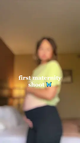 look number 1 - butterflies, of course🦋🤍 #MomsofTikTok #maternityphotoshoot #pregnancyjourney 