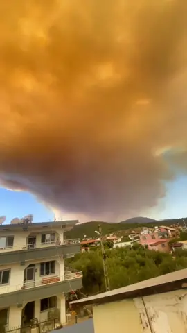 Bir şehire kaç kıyamet sığar ?  #hatay #yangın #felaket #belen 