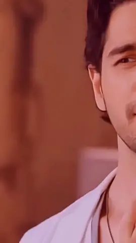 بحب كثير هي الأعنية !!#norafatehi #sidmalhotra #manike #bollywood #india 