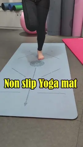 thảm tập yoga chống trượt #gôdthing #foryou #utility #householdgoods #clean #convenient #Home #yogamat 