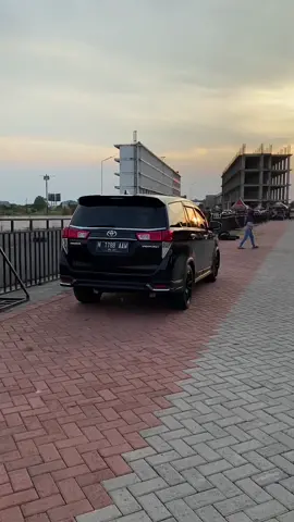 Cinematic dulu #innovareborn #inovvadiesel #venturerdiesel #2gdinnova #dragdiesel #dieselmatic #innovadragdiesel #jatimpower #irdc #blackstoneotomotifsuperblok #idw #dragwar #dragblackstone #fyp #viral #capcut 