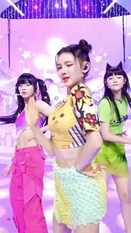 NewJeans 'NewJeans' #뉴진스 #newjeans #newjeans_newjeans #fancam #sweetener_cam 