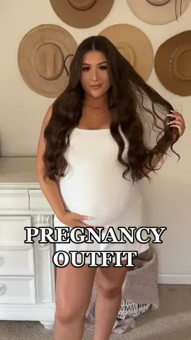 when you find the cutest outfit you can just throw on to run errands☺️🤰🏽 #pregnancyoutfit #34weekspregant #pregnancy #iam1stphorm #pregnantlife 
