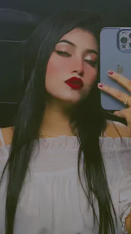 অতঃপর চুপ হতে শিখলাম,একা থাকা শিখলাম,কেউ গুরুত্ব না দিলে গুরুত্বতার আশা বাদ দিলাম,কারোর কথায় মন খারাপ করা বাদ দিলাম -জীবন সুন্দর😅#mayaa_sardar #🔥🔥foryou #foryourpage #bdtiktokofficiall 