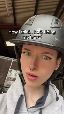 I be studying them clips finding everything wrong😀 #equestrian #horsetok #horseriding #equine #ponies #horsetiktok #equestrianlife #horsesoftiktok #horsegirl #horsefail #equestrianvibes #fyp 