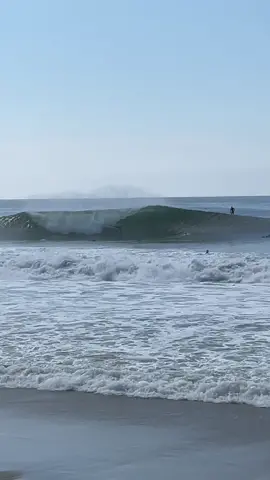 Any guesses? 🌊 🤫 #fyp #foryou #waves #surf #surfing #ocean #beach #socal #surftok #insane #vibes #Summer #shorebreak #barrels 