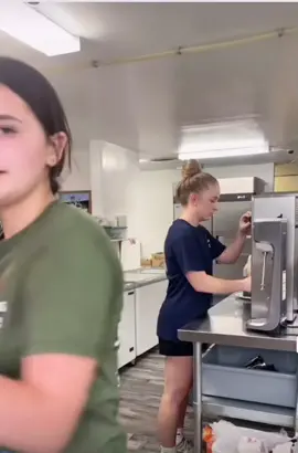 #🤣 #😂 #fun #funny #funnyvideos #funnyvideo #icecream #ice #splatter #face #headshot 